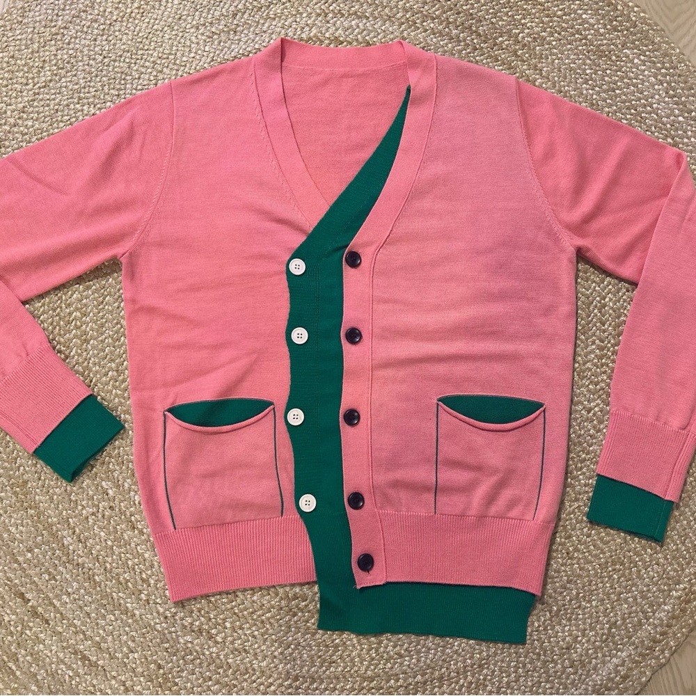 (NWOT)Elegant Pink and Green Women's Cardigan